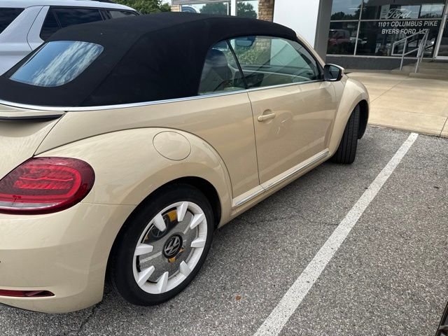 Used 2019 Volkswagen Beetle 2.0T Final Edition SEL FWD image 4