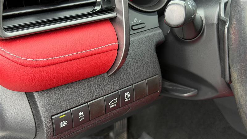 Used 2022 Toyota Camry XSE FWD image 23