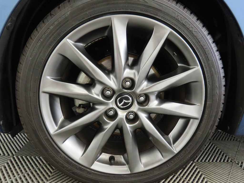 Used 2018 MAZDA MAZDA3 Grand Touring w/ Premium Equipment Package image 30