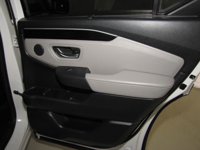 Certified 2024 Honda Pilot Touring image 19