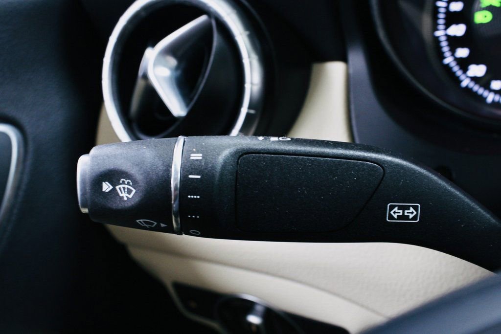 Used 2019 Mercedes-Benz CLA 250 image 14