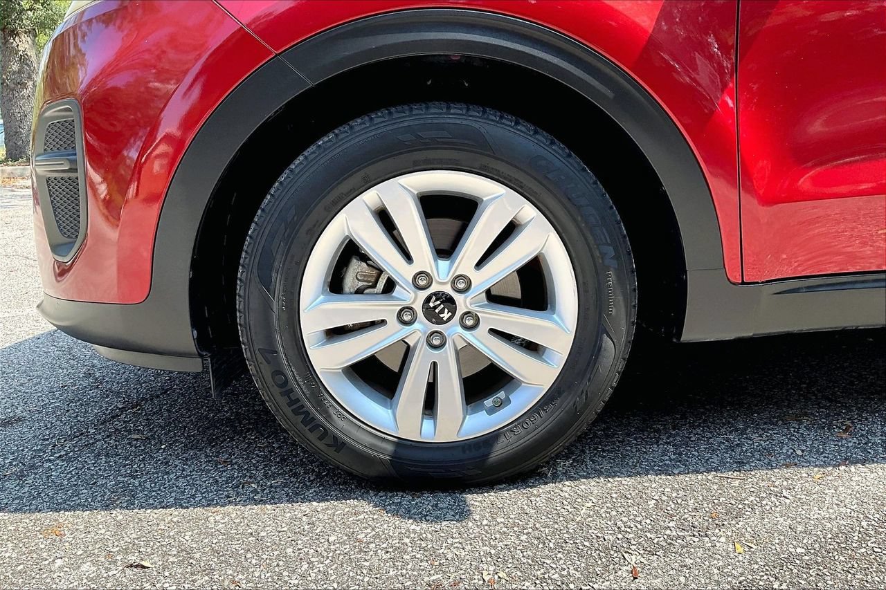Used 2019 Kia Sportage LX FWD image 34