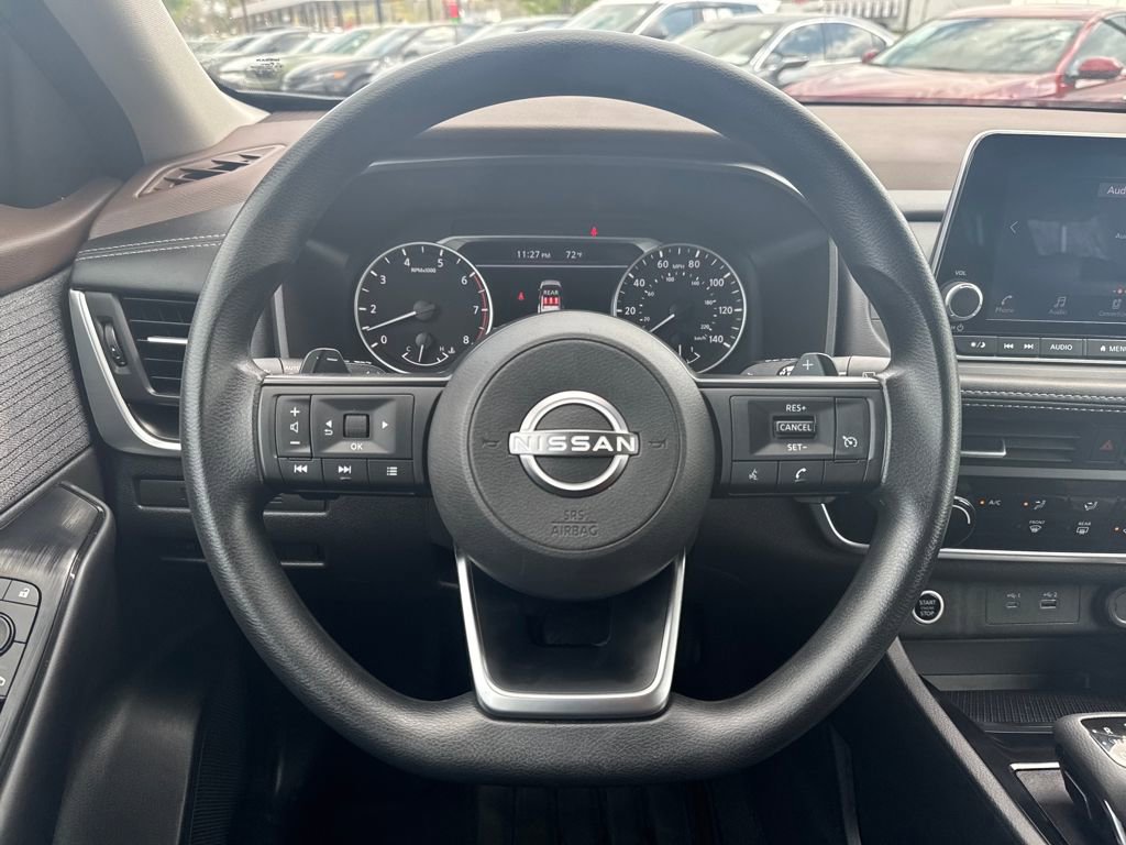 Used 2023 Nissan Rogue S image 24