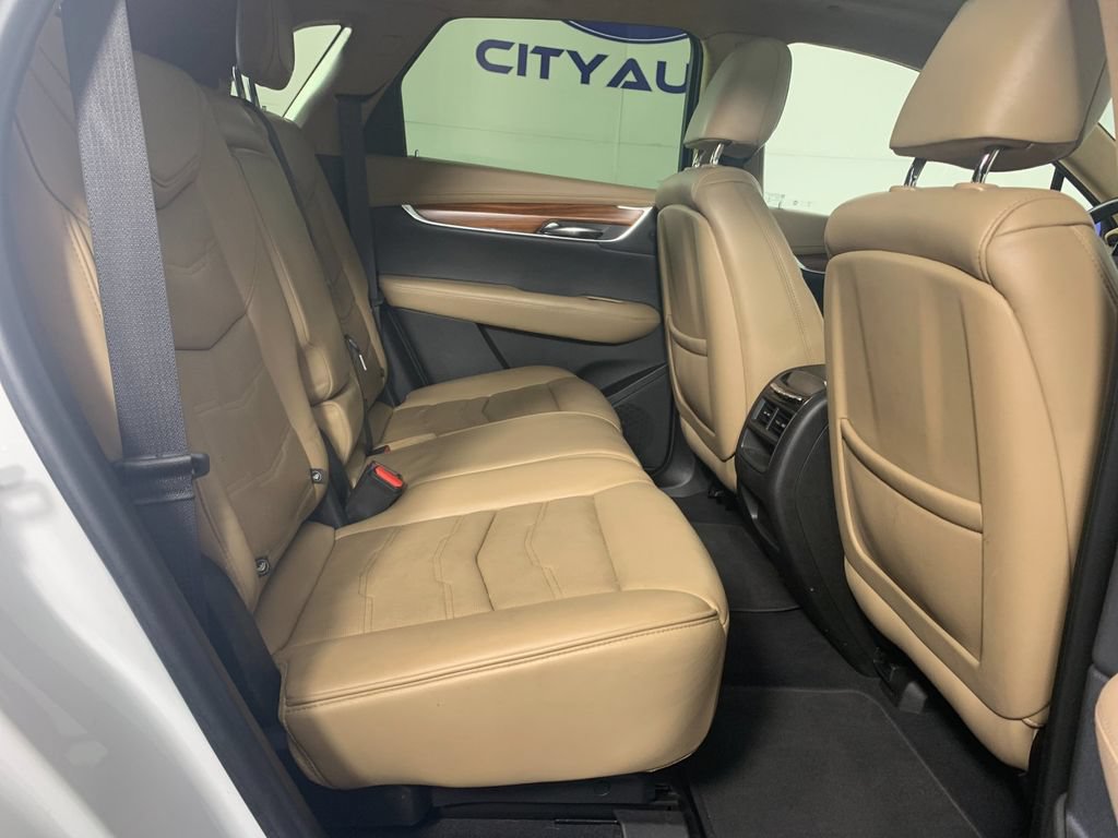 Used 2019 Cadillac XT5 Platinum AWD/4WD image 38