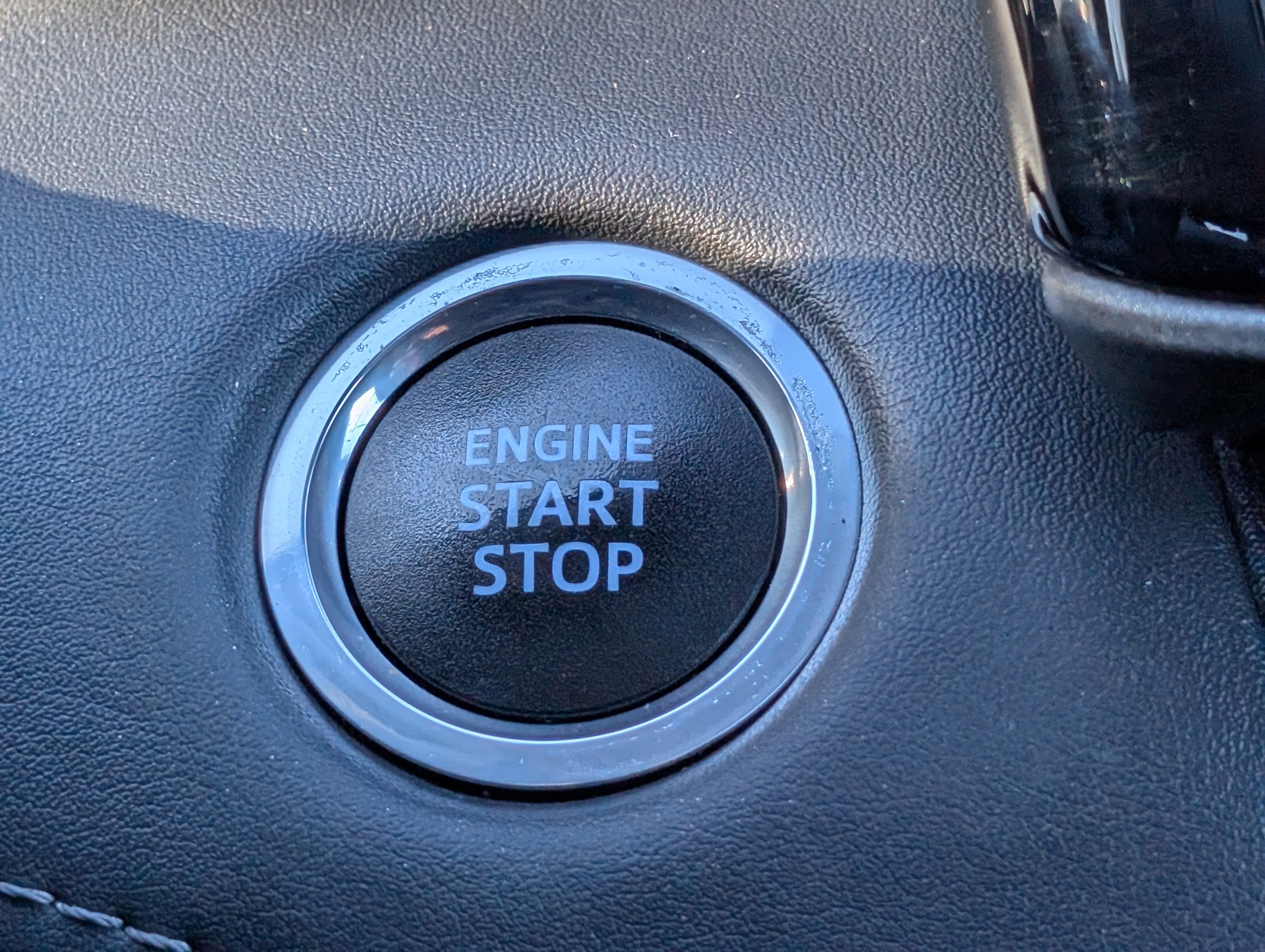 Used 2020 Toyota Highlander XLE w/ Protection Package #3 image 26