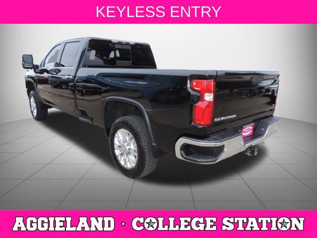 Used 2020 Chevrolet Silverado 2500 LTZ w/ LTZ Premium Package AWD/4WD image 6