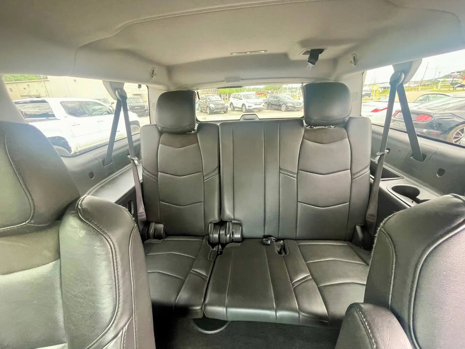 Used 2016 Cadillac Escalade ESV Premium AWD/4WD image 11