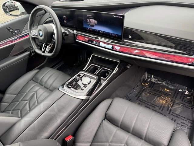 Certified 2025 BMW 740i xDrive image 29