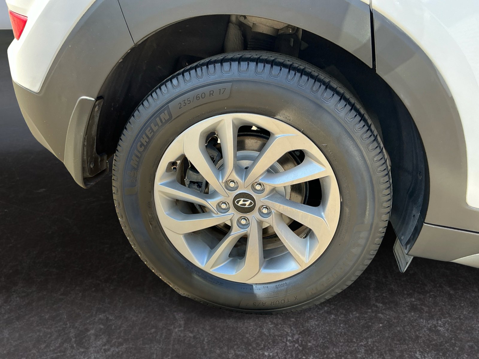 Used 2017 Hyundai Tucson SE image 4