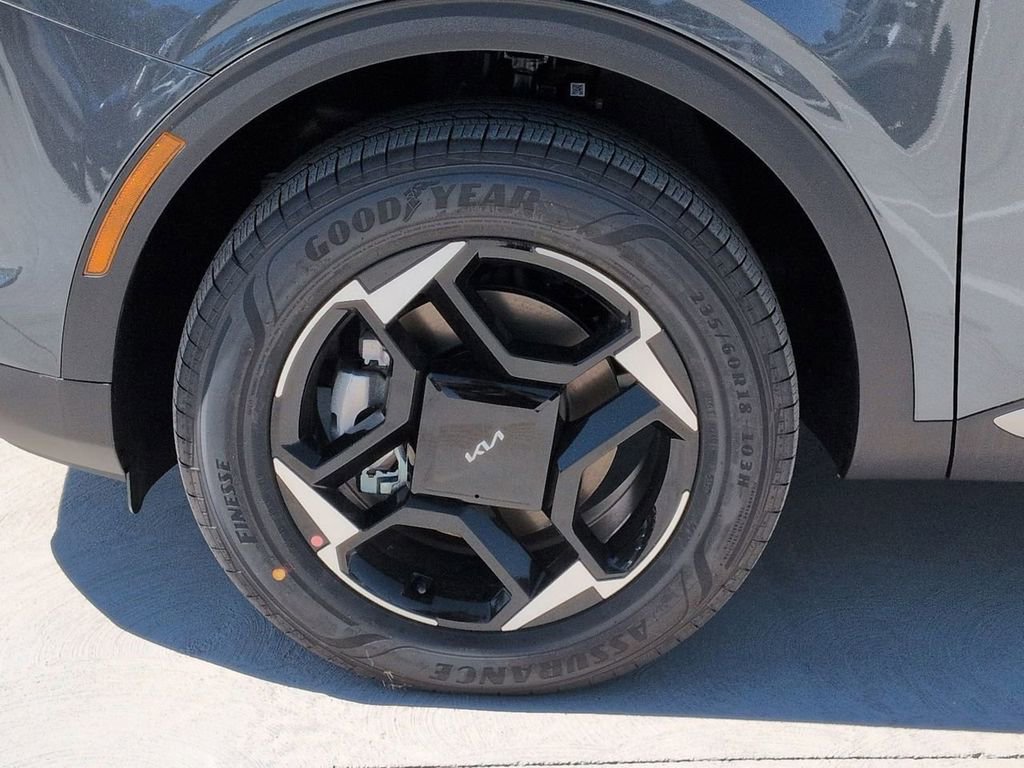 New 2026 Kia Sportage EX image 33