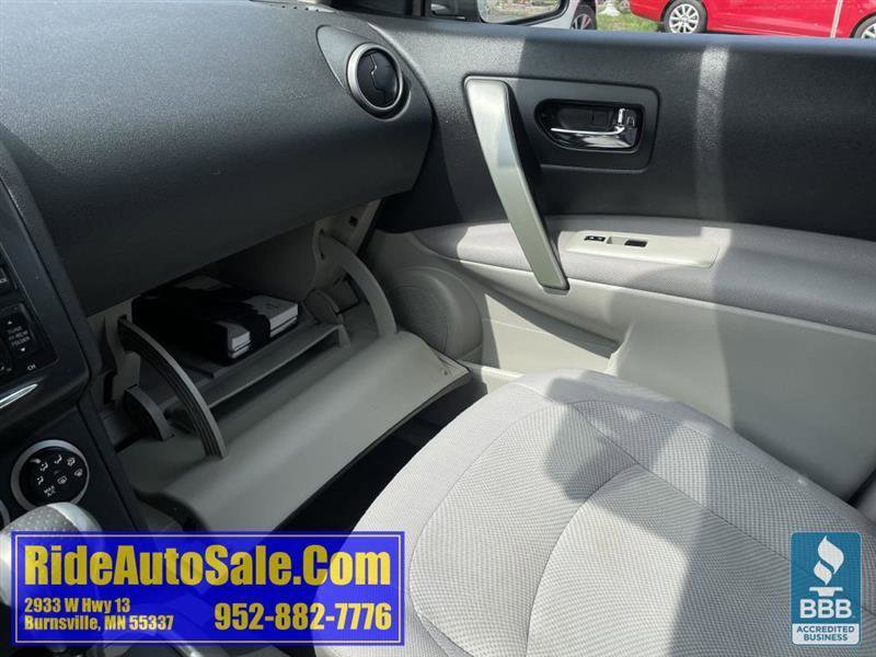 Used 2012 Nissan Rogue S AWD/4WD image 34