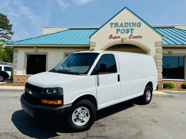 Used 2020 Chevrolet Express 2500 w/ Driver Convenience Package image 23