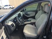 Used 2023 Nissan Rogue SL w/ SL Premium Package image 10