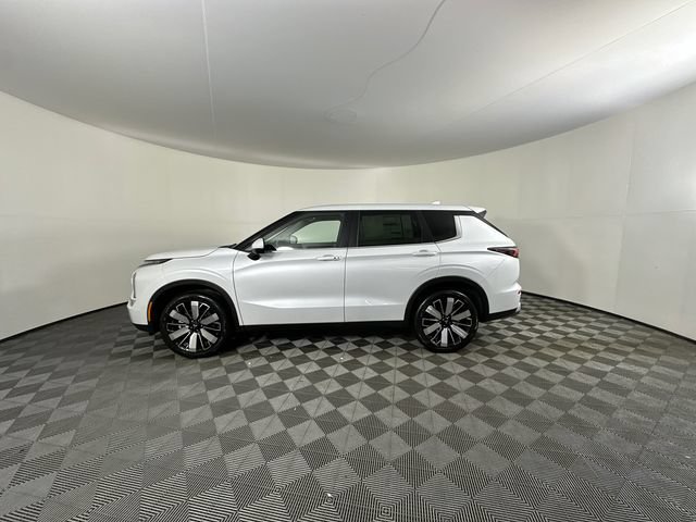 New 2026 Mitsubishi Outlander SE AWD/4WD image 11