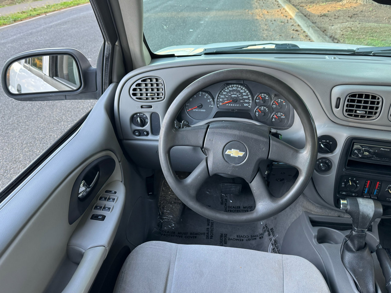 Used 2006 Chevrolet TrailBlazer LS image 23
