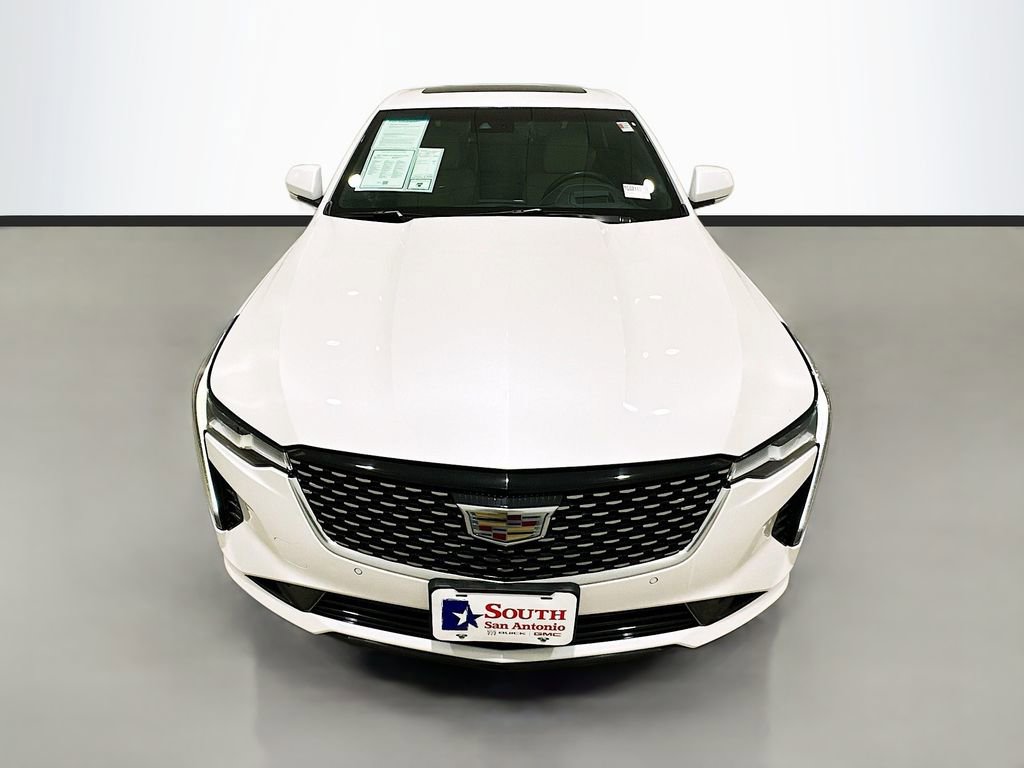 Used 2023 Cadillac CT4 Premium Luxury RWD image 2
