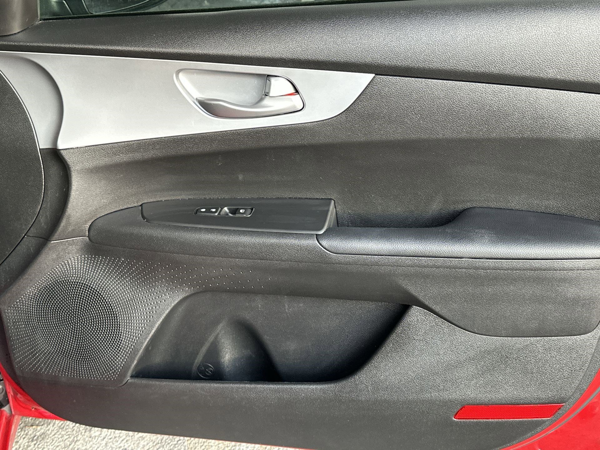 Used 2023 Kia Forte LXS image 25