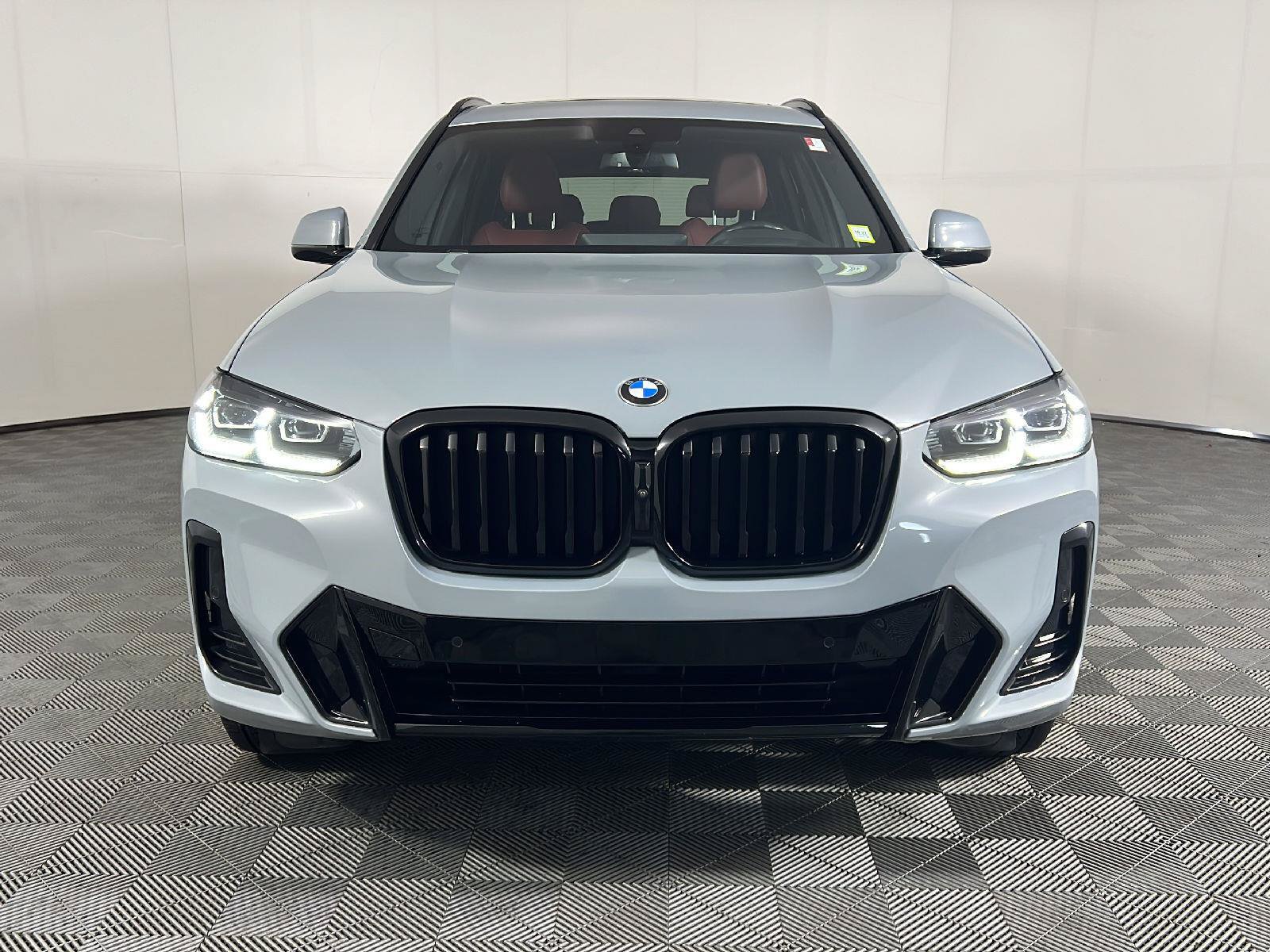 Used 2024 BMW X3 xDrive30i w/ Premium Package AWD/4WD image 13