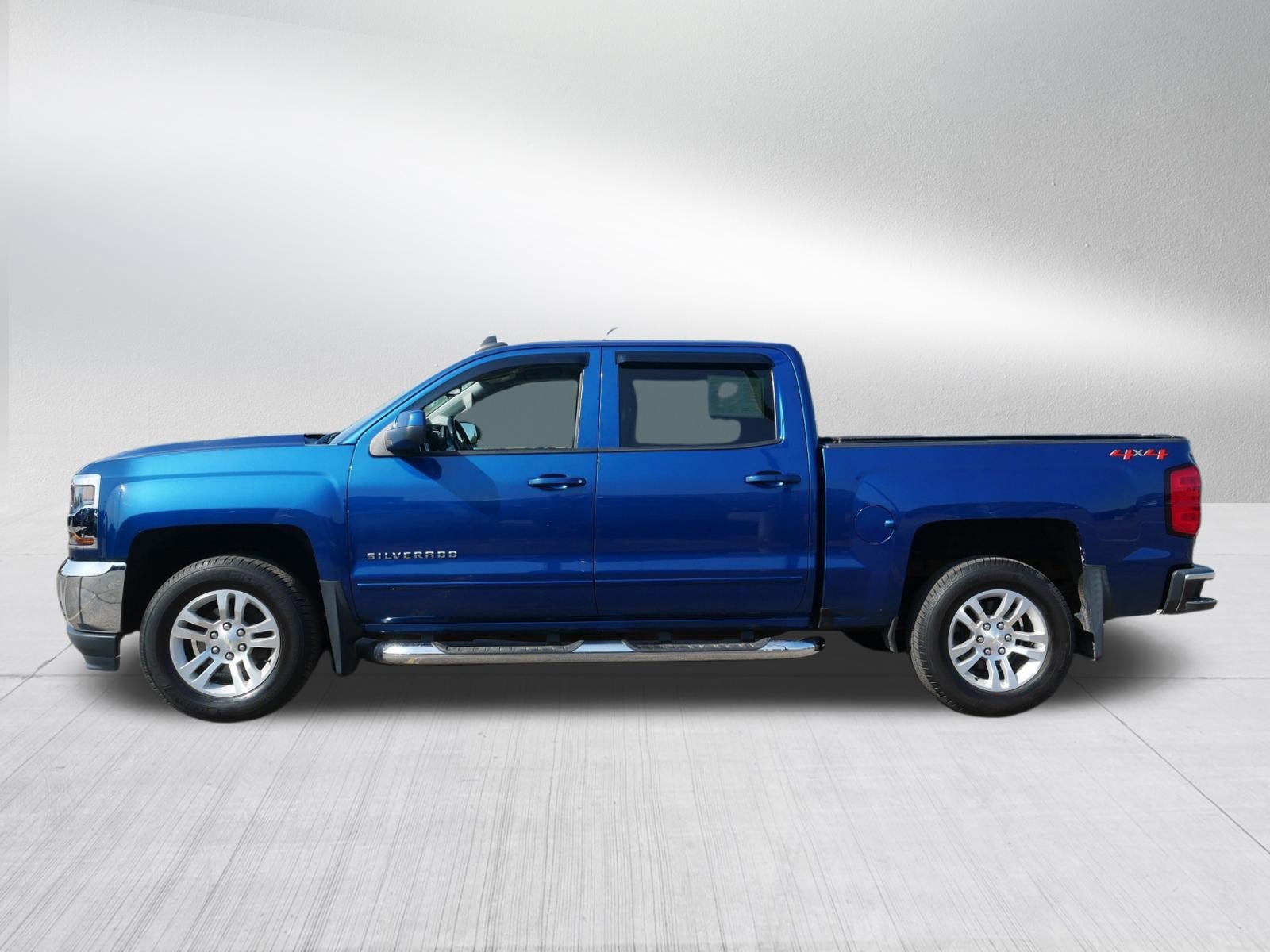Used 2018 Chevrolet Silverado 1500 LT w/ All Star Edition AWD/4WD image 4