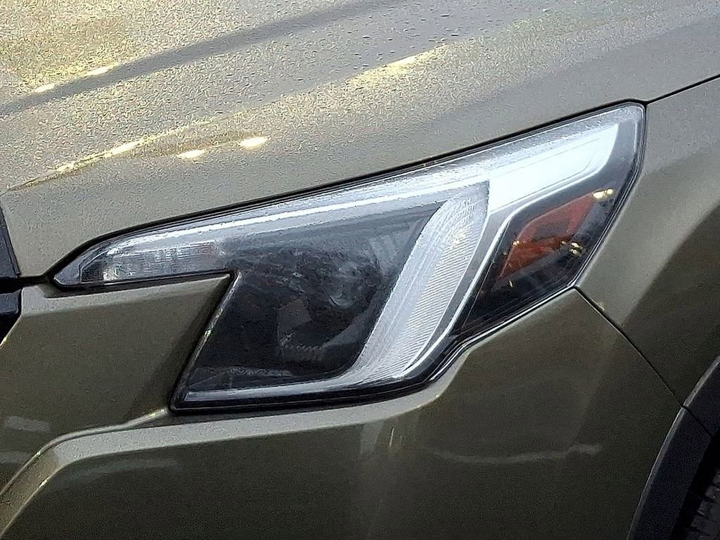 Used 2022 Subaru Forester Touring w/ Popular Package #2 image 9