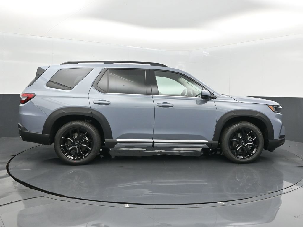 New 2025 Honda Pilot Touring image 25