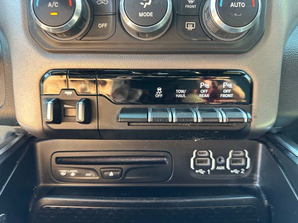 Used 2019 RAM 1500 Big Horn AWD/4WD image 16