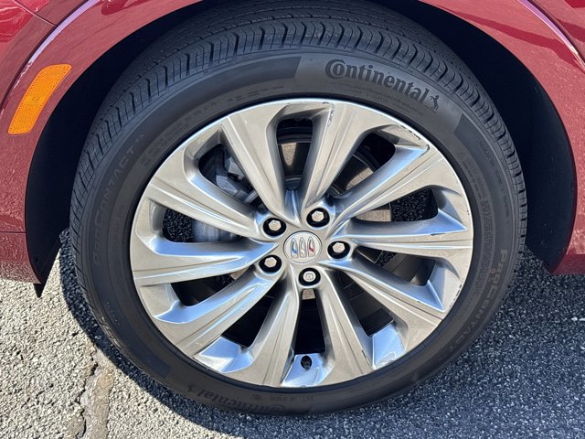 Used 2025 Buick Envista Avenir image 12