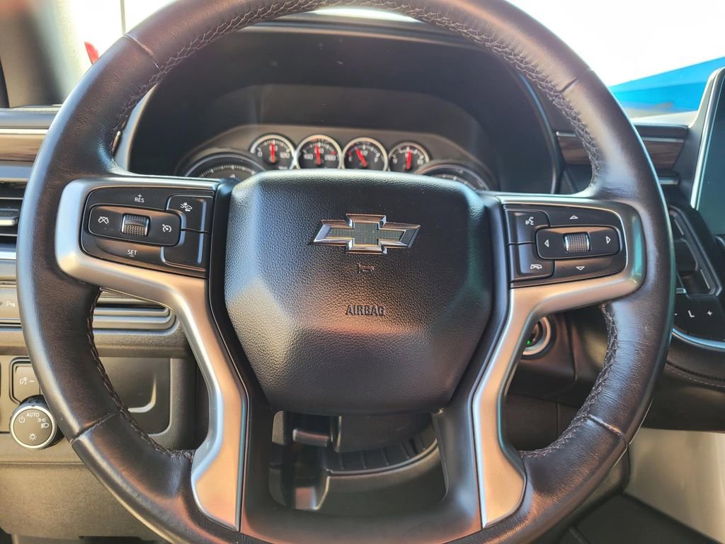 Used 2021 Chevrolet Tahoe Z71 w/ Rear Media and Nav Package image 31