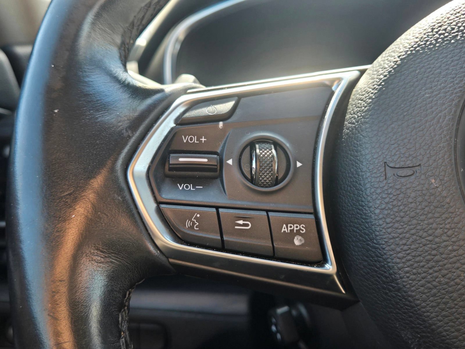 Used 2023 Acura MDX w/ Technology Package FWD image 26