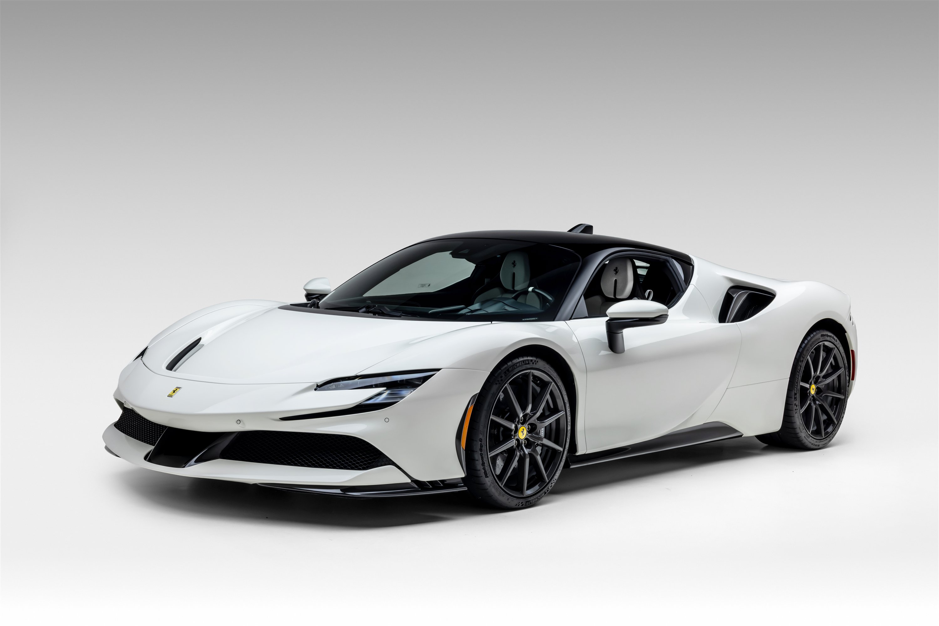 Certified 2023 Ferrari SF90 Stradale AWD/4WD image 2