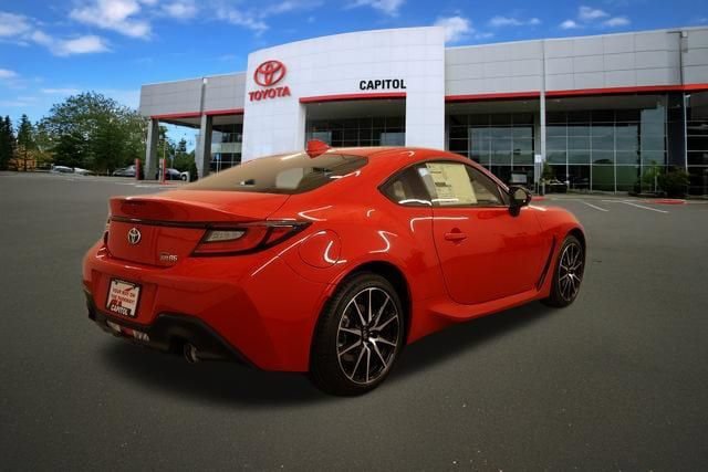 New 2026 Toyota GR86 RWD image 3