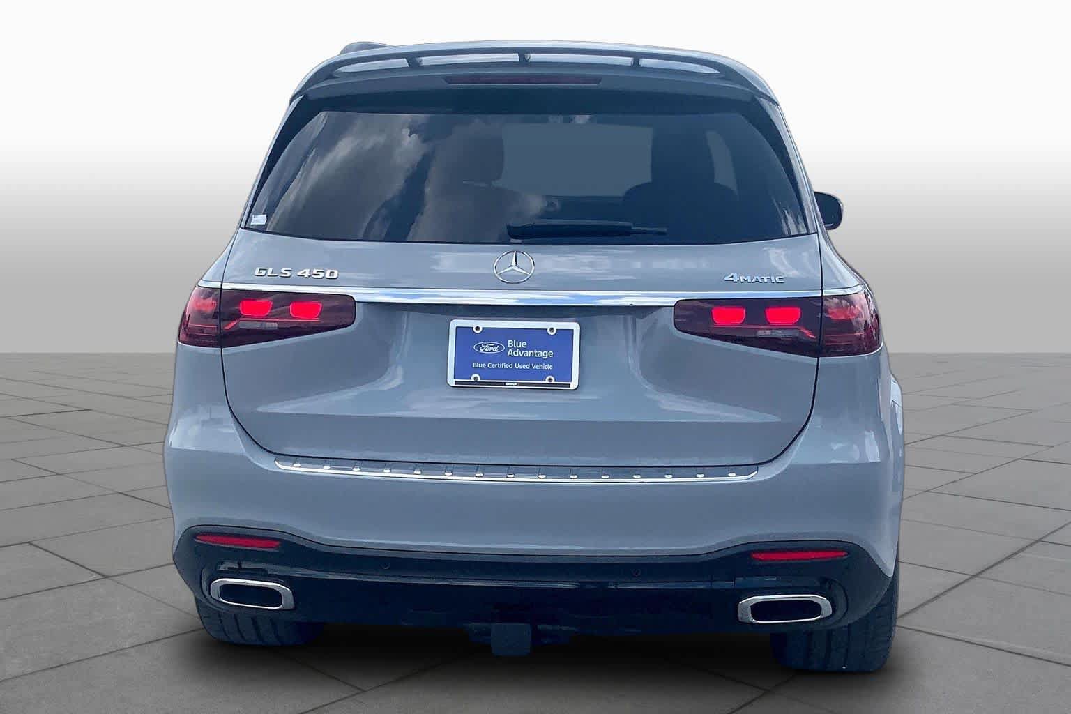 Used 2024 Mercedes-Benz GLS 450 4MATIC image 5