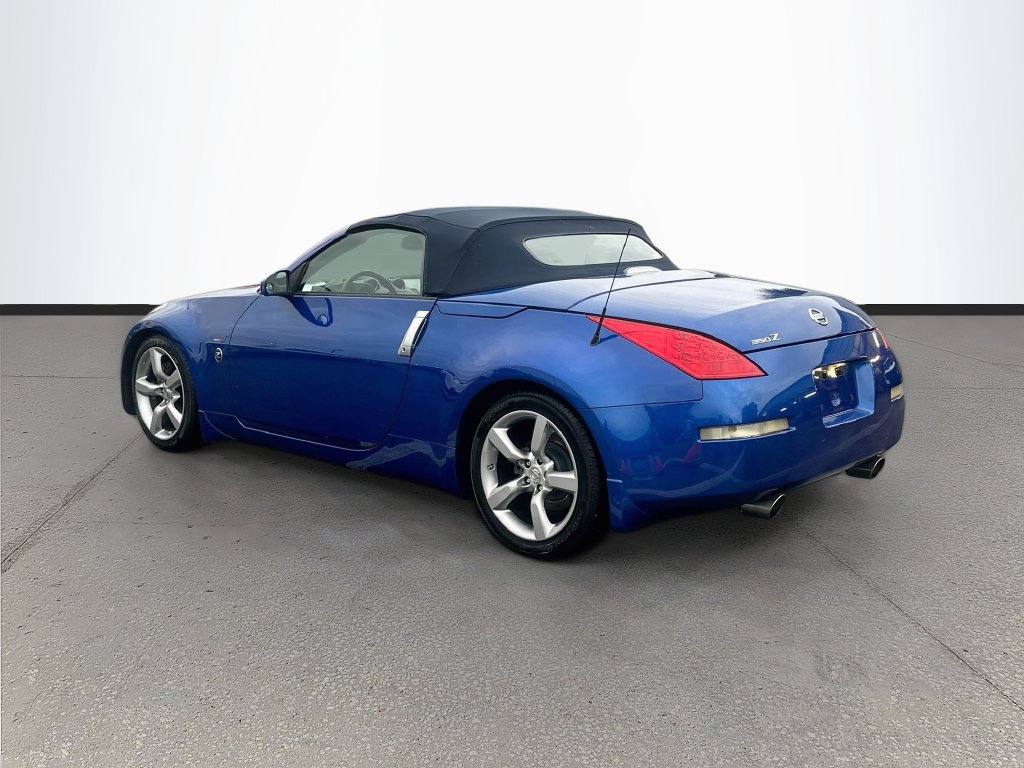 Used 2006 Nissan 350Z Touring RWD image 5