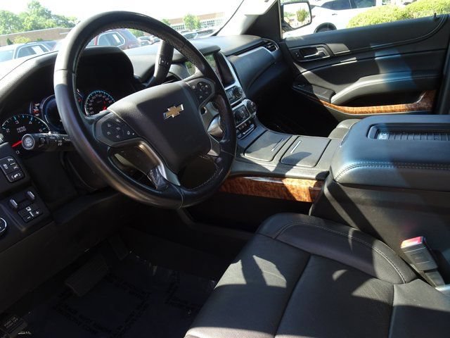Used 2019 Chevrolet Suburban Premier AWD/4WD image 13