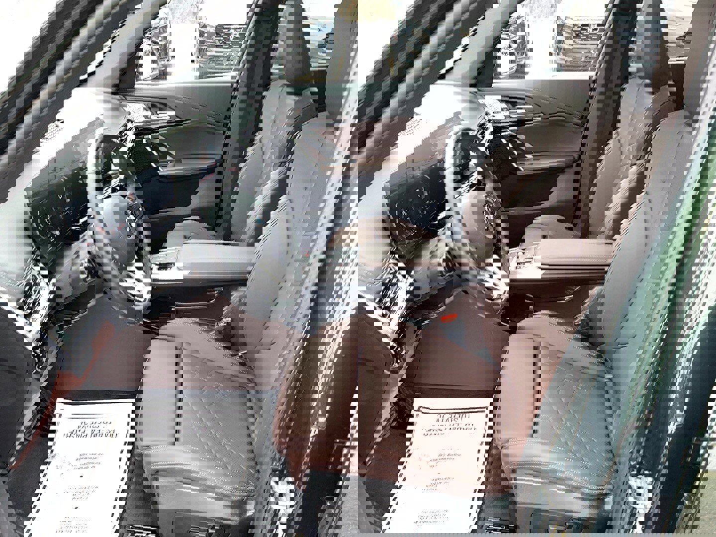 Used 2025 BMW X1 xDrive28i w/ Premium Package image 13