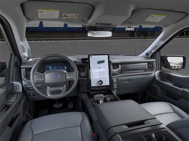 New 2025 Ford F150 Lightning Flash AWD/4WD image 9