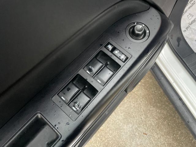 Used 2016 Jeep Patriot Sport w/ Power Value Group AWD/4WD image 21