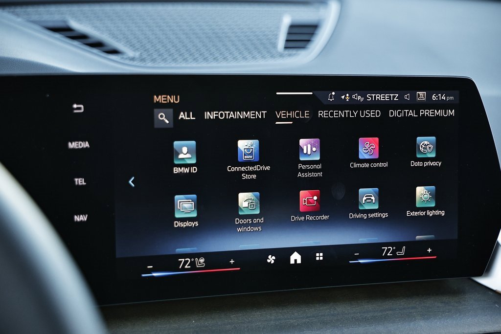 New 2025 BMW X1 xDrive28i w/ Technology Package image 32