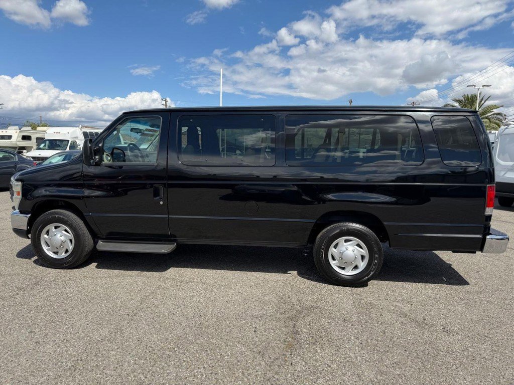 Used 2014 Ford E-350 and Econoline 350 XLT RWD image 10