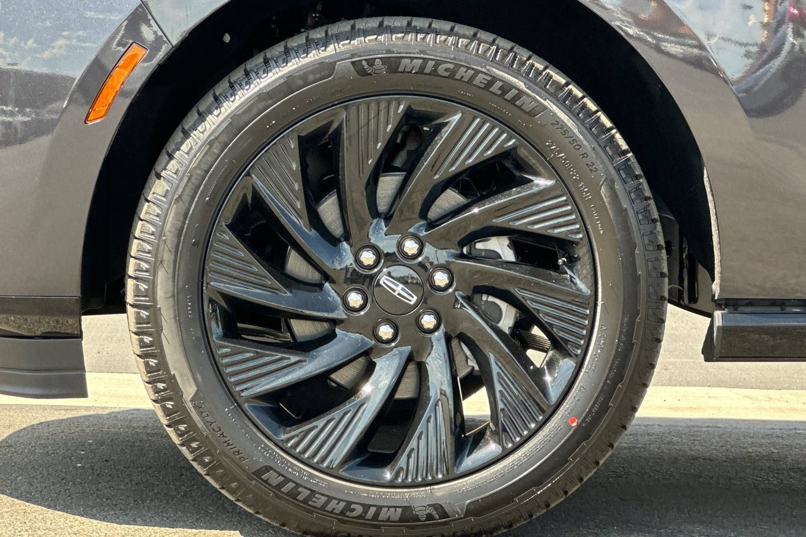 New 2026 Lincoln Navigator Reserve w/ Jet Appearance Package AWD/4WD image 26