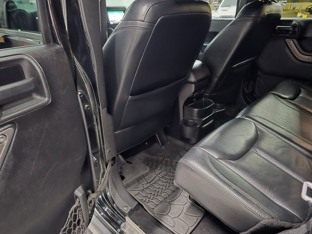 Used 2013 Jeep Wrangler Moab image 35