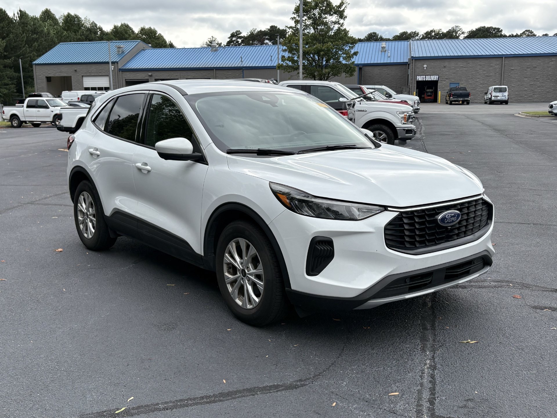 Used 2023 Ford Escape Active w/ Tech Pack #2 FWD image 23