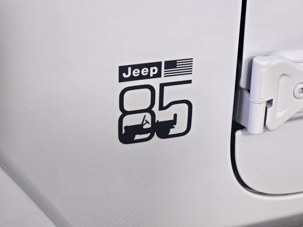 New 2026 Jeep Gladiator Sport AWD/4WD image 13