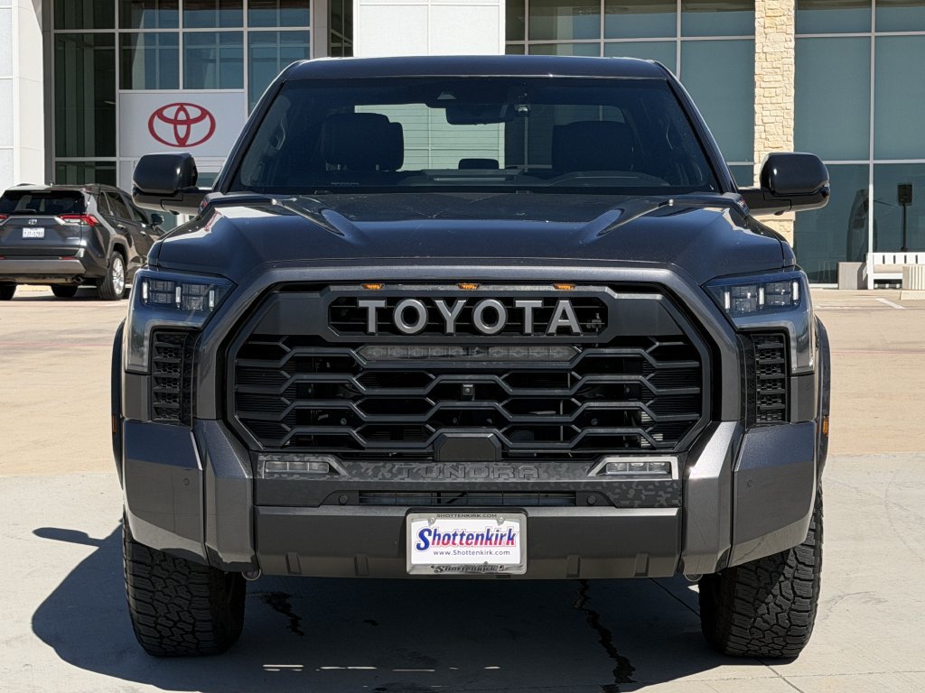 Used 2025 Toyota Tundra TRD Pro AWD/4WD image 7