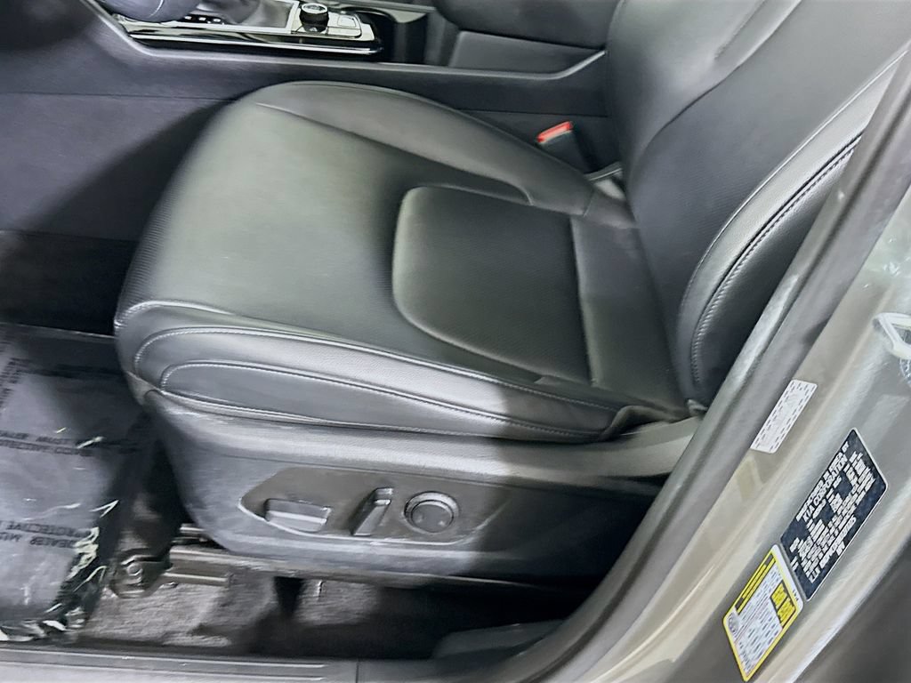 Certified 2024 Kia Sportage EX AWD/4WD image 25