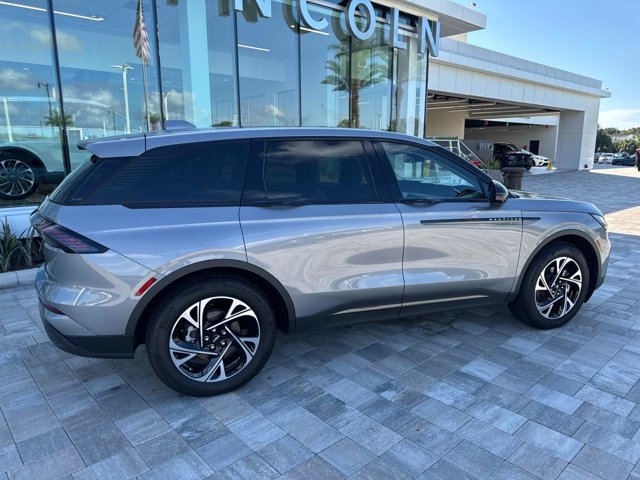 New 2025 Lincoln Nautilus Premier w/ Equipment Group 102A video 2