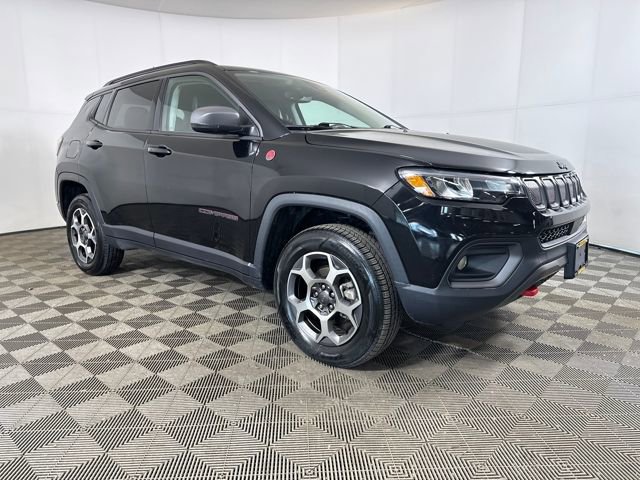 Used 2022 Jeep Compass Trailhawk w/ Trailhawk Convenience Group image 2