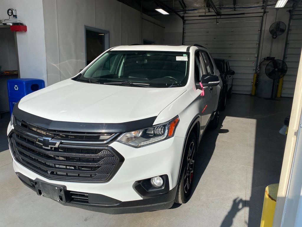 Used 2021 Chevrolet Traverse Premier w/ Redline Edition AWD/4WD image 2