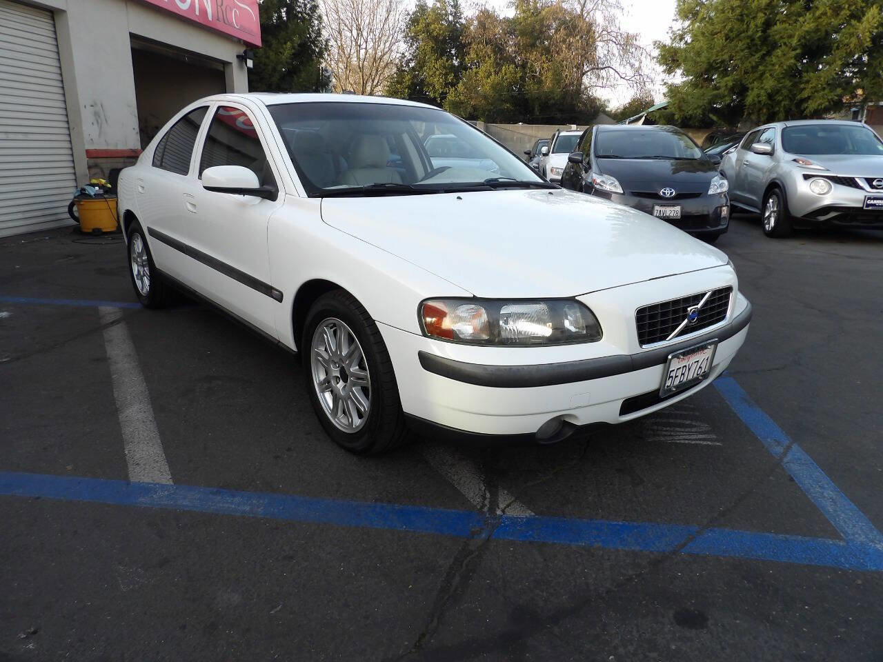 Used 2004 Volvo S60 2.4 image 2