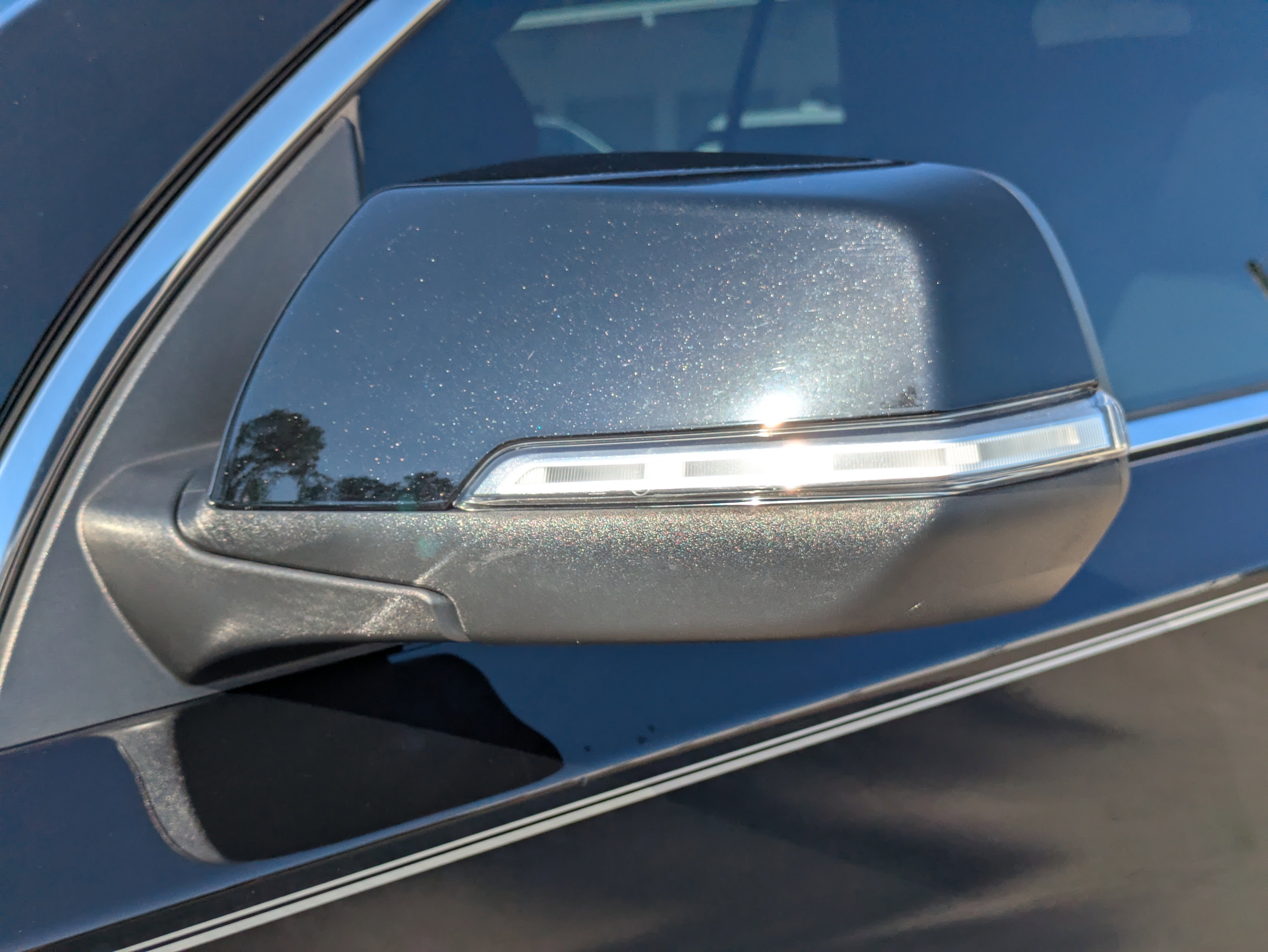 Used 2023 Chevrolet Traverse LT FWD image 35